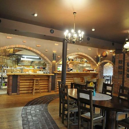 Skriveri Hotel Klidzina מראה חיצוני תמונה