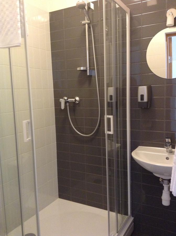 Skriveri Hotel Klidzina מראה חיצוני תמונה